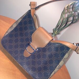 Nine West Bag w/Crossbody Strap